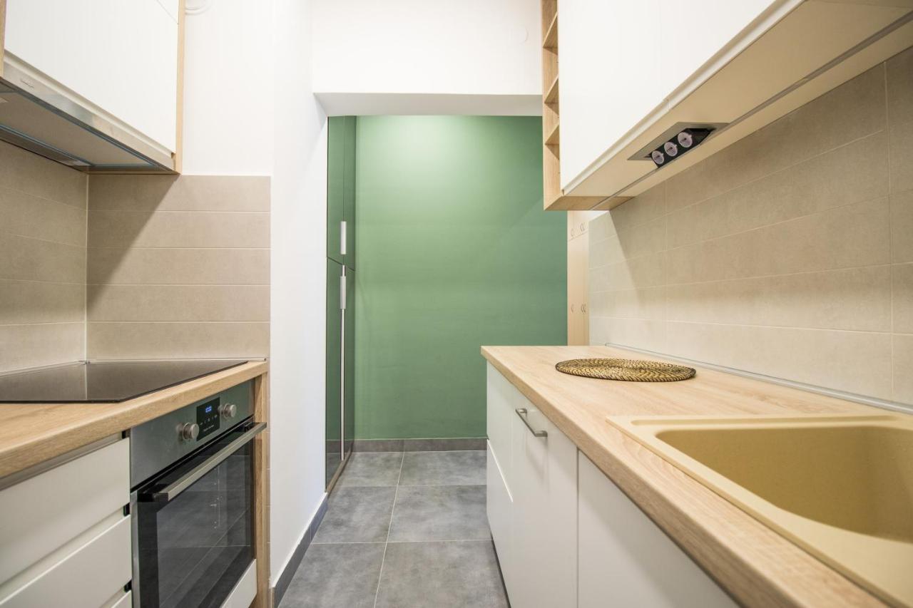 Arena'S Finest Apartment Belgrado Exterior foto