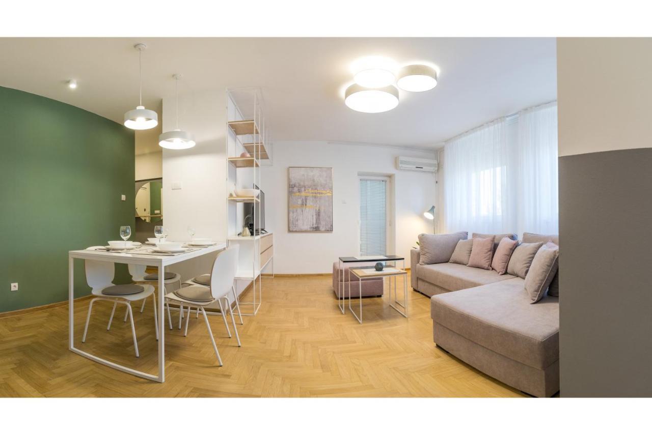 Arena'S Finest Apartment Belgrado Exterior foto