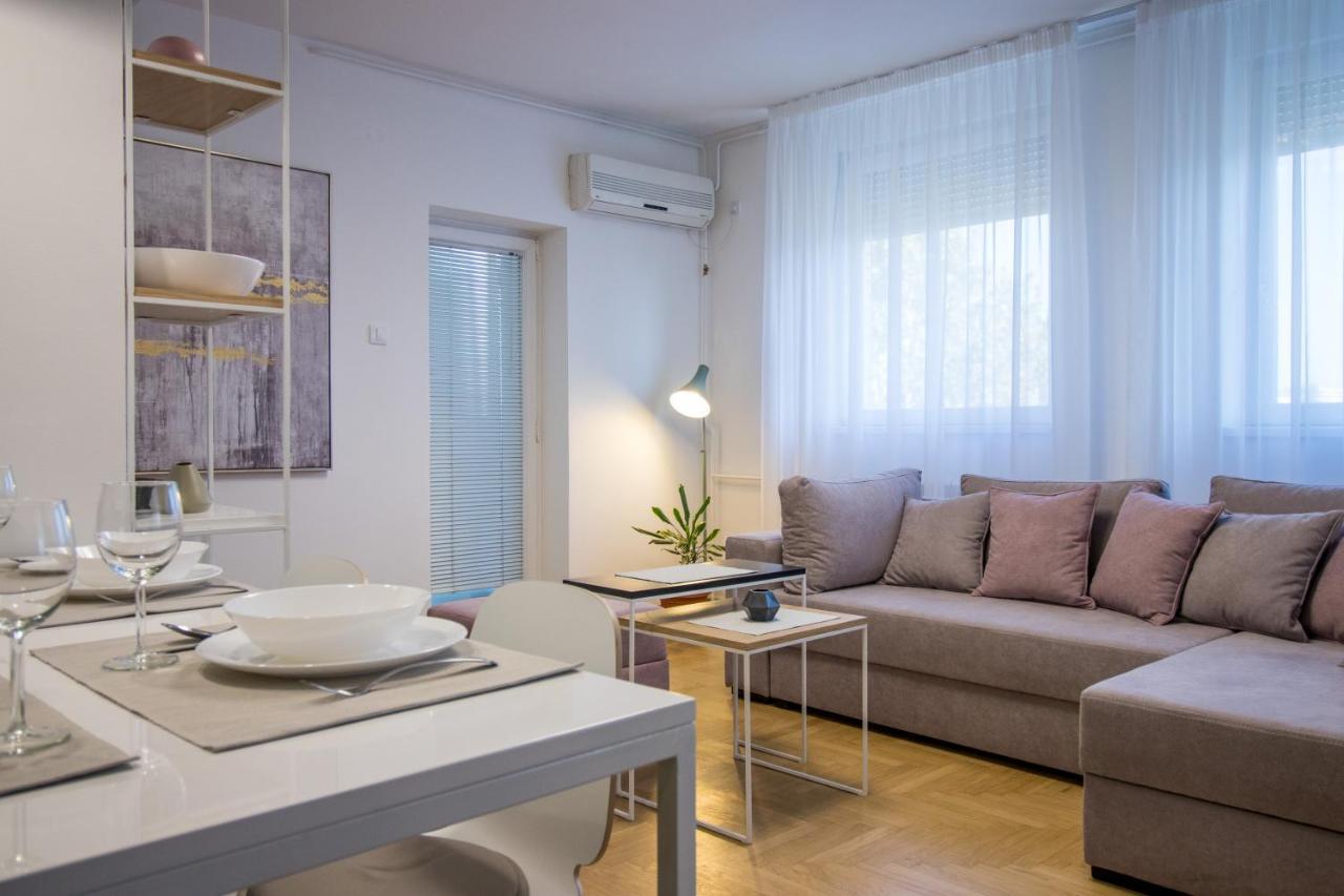Arena'S Finest Apartment Belgrado Exterior foto