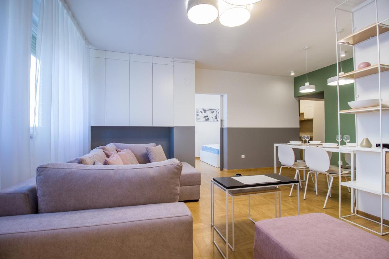 Arena'S Finest Apartment Belgrado Exterior foto